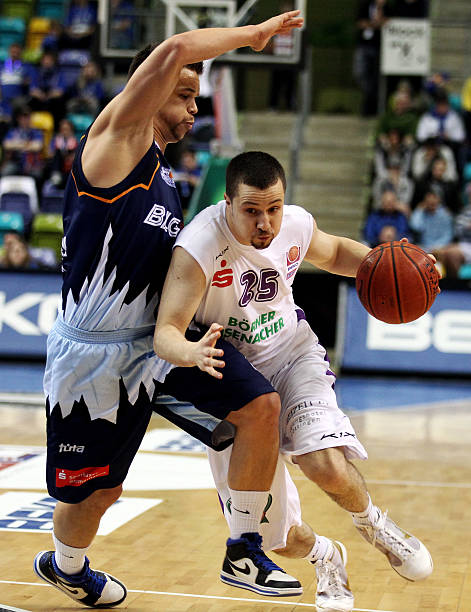 比赛中拿下 比赛中拿下