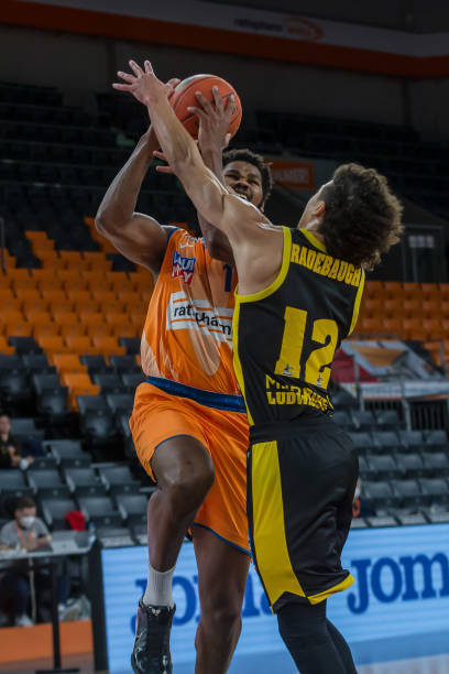 对于一名年 对于一名年